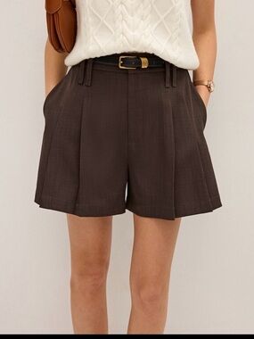 Commense Dark Brown High-Waist Pleated Women's Shorts
